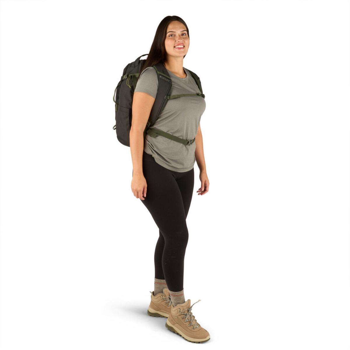 Kelty Redwing Traveler 30 Backpack - Black Kelty Redwing Traveler 30 Backpack - Black