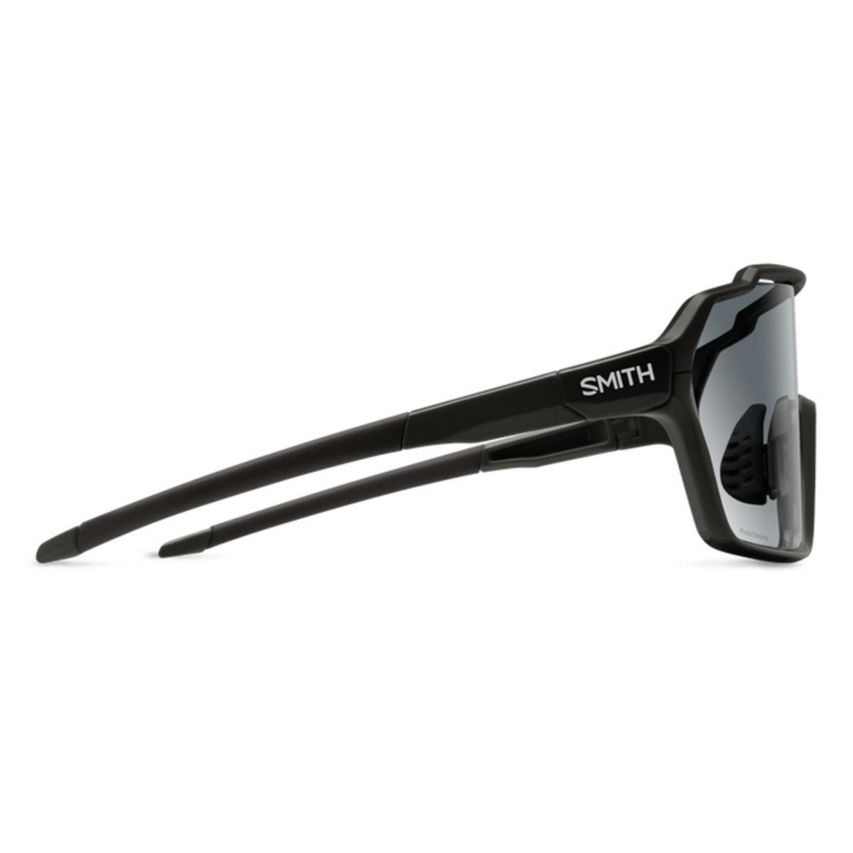Smith Optics Shift XL Mag Sunglasses ChromaPop Photochromic Clear To Gray - Black Frame Smith Optics Shift XL Mag Sunglasses ChromaPop Photochromic Clear To Gray - Black Frame