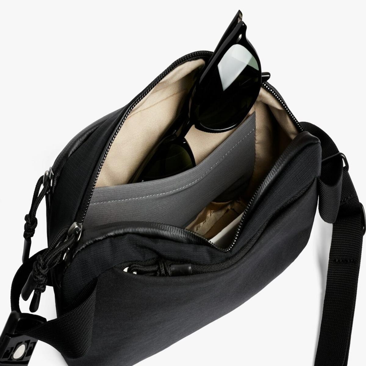 Bellroy Venture Ready Sling 2.5L Bellroy Venture Ready Sling 2.5L