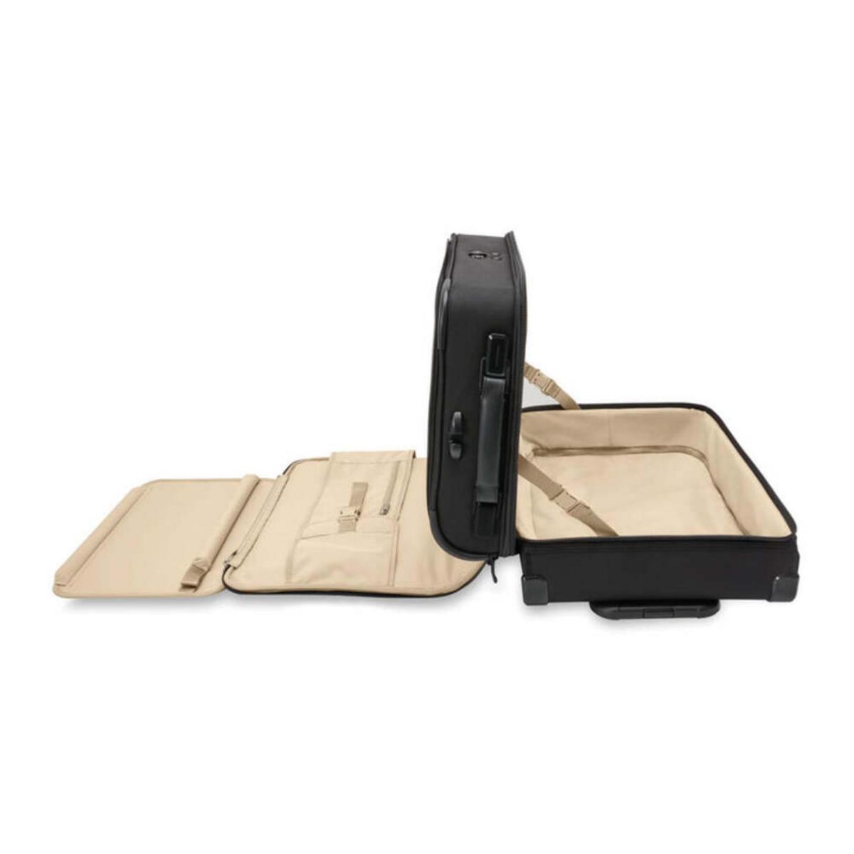 Briggs & Riley 22 Briggs & Riley 22