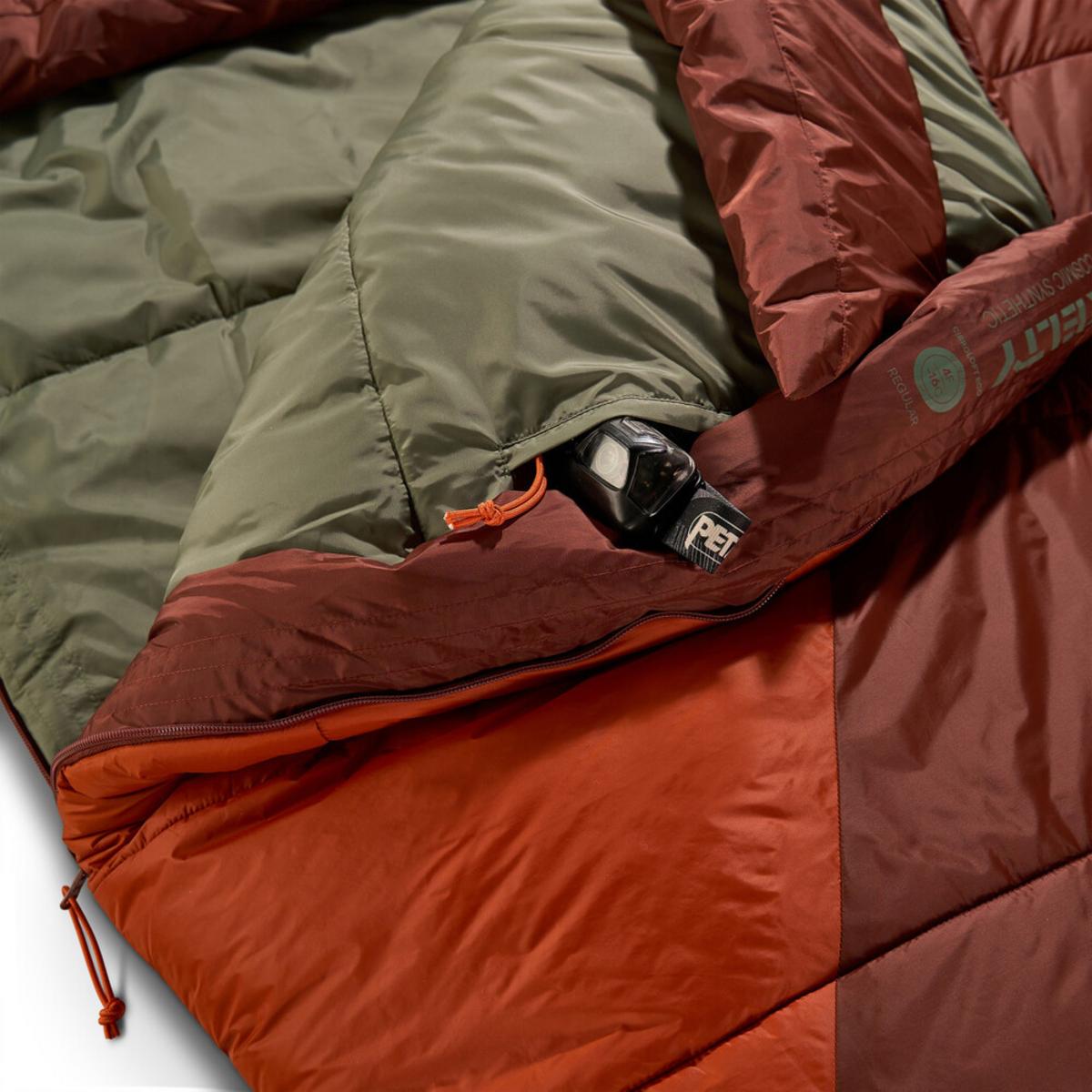 Kelty Cosmic Synthetic 0 Deg Sleeping Bag - Long Kelty Cosmic Synthetic 0 Deg Sleeping Bag - Long