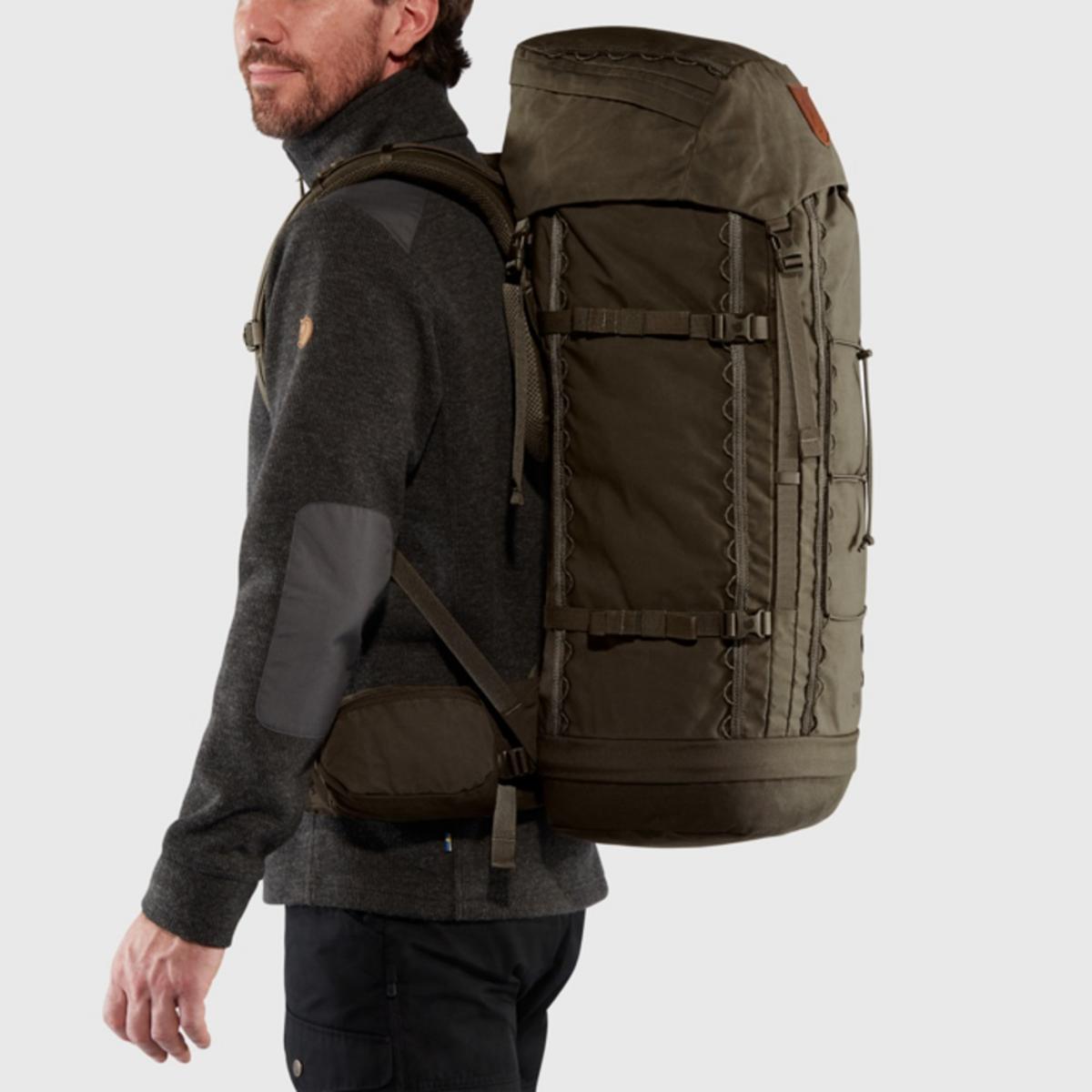 FjallRaven Singi 48L Trekking Backpack - Dark Olive FjallRaven Singi 48L Trekking Backpack - Dark Olive