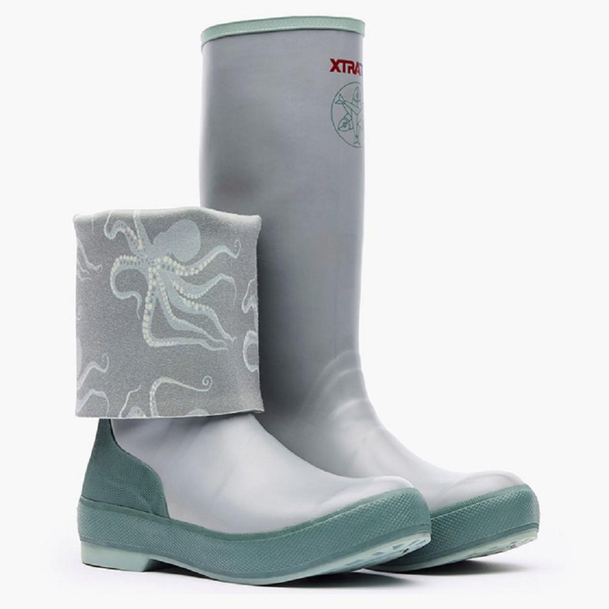 Xtratuf Women's 15 In Legacy Boots - Grey (Size 11) Xtratuf Women's 15 In Legacy Boots - Grey (Size 11)