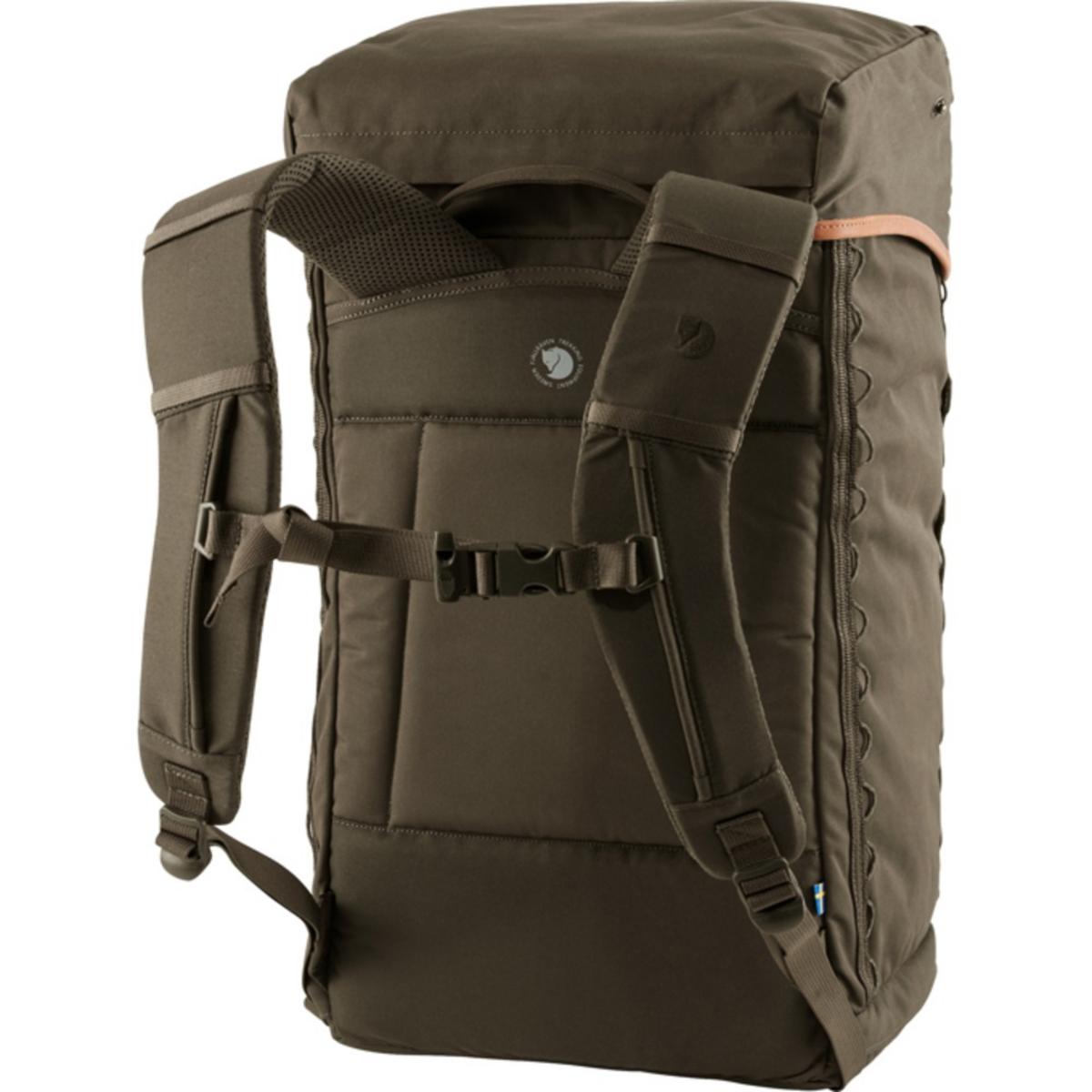 FjallRaven Singi Stubben Robust Backpack - Dark Olive FjallRaven Singi Stubben Robust Backpack - Dark Olive