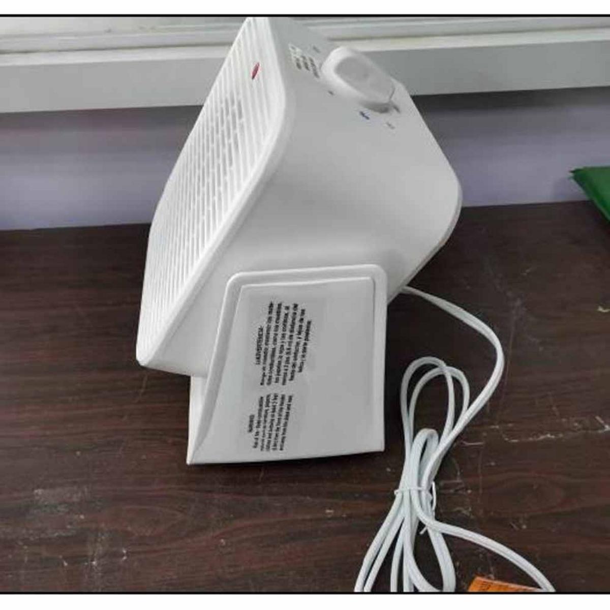 World Marketing Comfort Glow All Season Electric Fan and Heater - White World Marketing Comfort Glow All Season Electric Fan and Heater - White