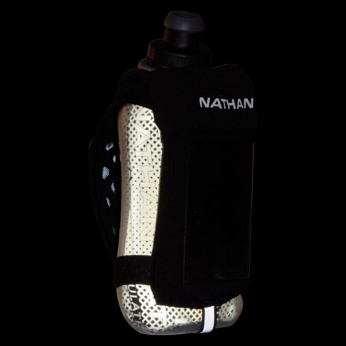 Nathan QuickSqueeze Plus View Insulated Handheld Bottle - 18oz/Black/Marine Blue Nathan QuickSqueeze Plus View Insulated Handheld Bottle - 18oz/Black/Marine Blue