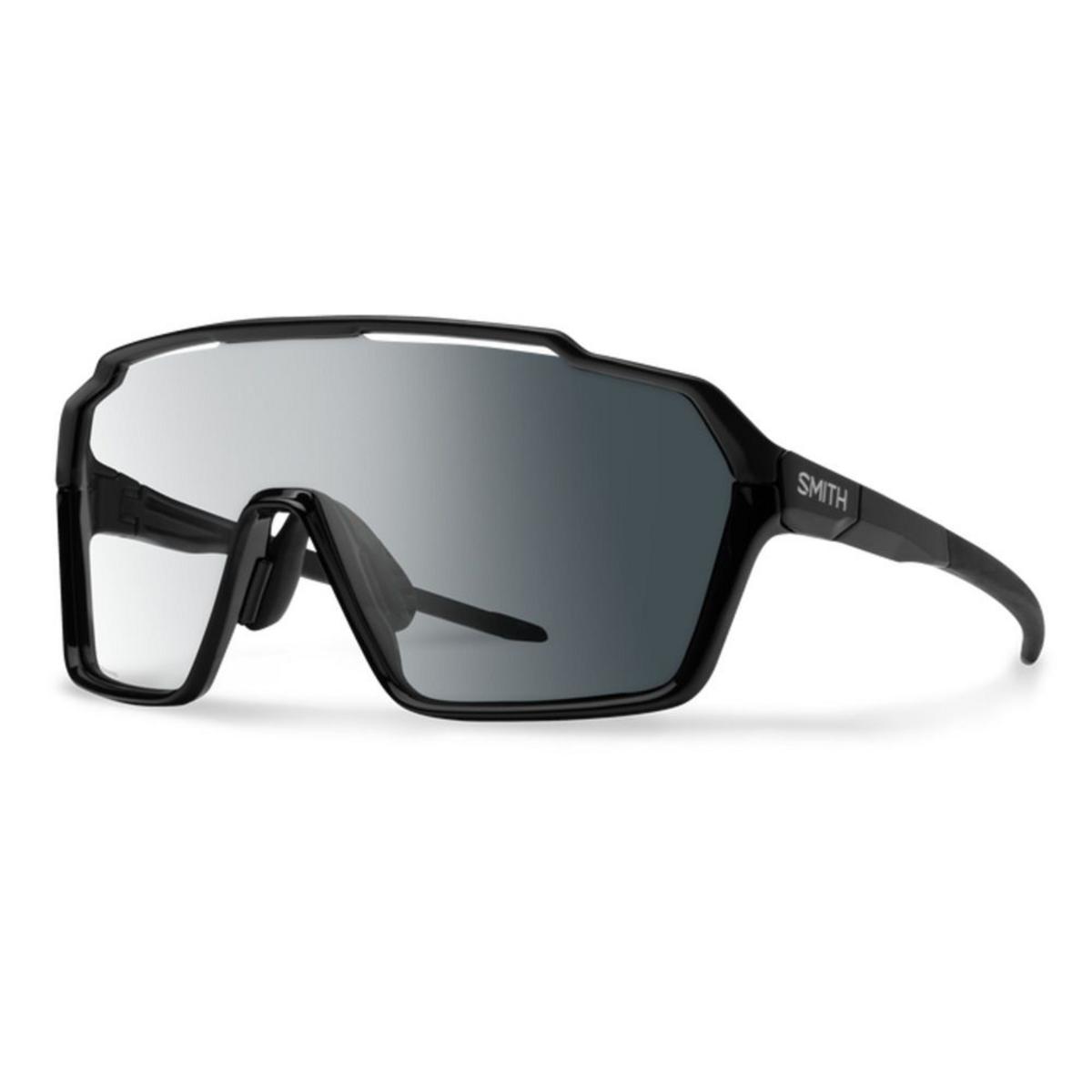 Smith Optics Shift XL Mag Sunglasses ChromaPop Photochromic Clear To Gray - Black Frame Smith Optics Shift XL Mag Sunglasses ChromaPop Photochromic Clear To Gray - Black Frame