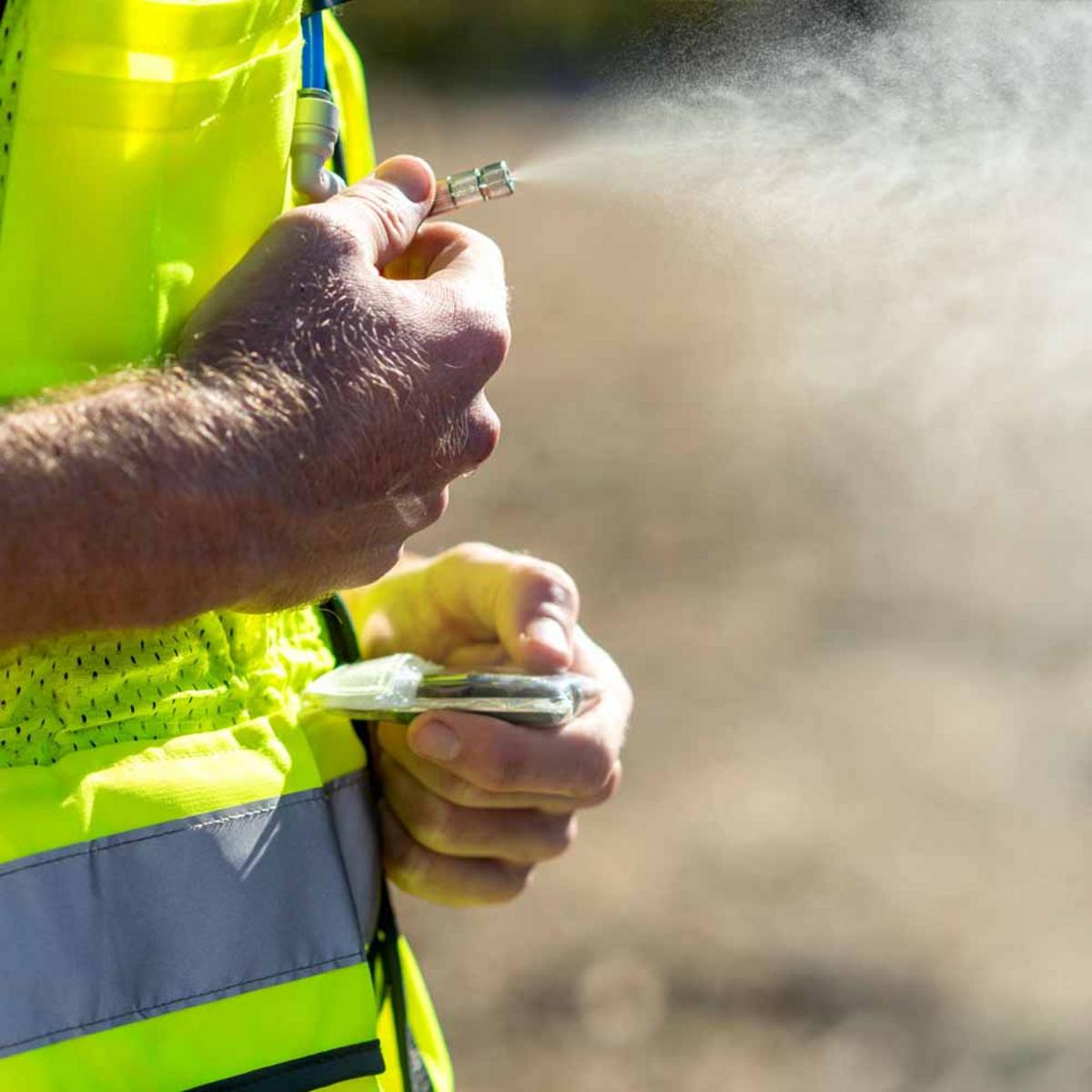 ExtremeMIST Hi-Vis Misting Vest ExtremeMIST Hi-Vis Misting Vest