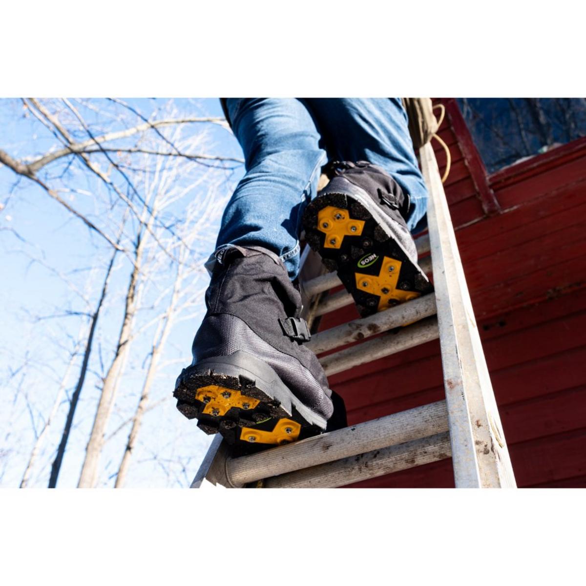 Neos Voyager Glacier Trek Cleats Overshoes with Heel Neos Voyager Glacier Trek Cleats Overshoes with Heel