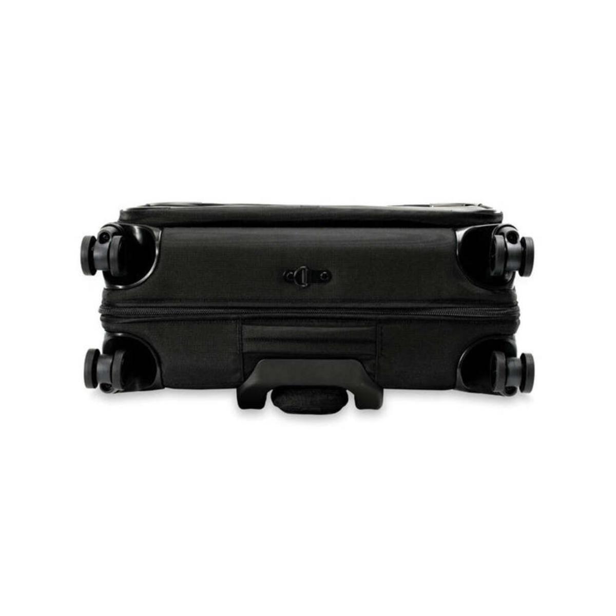 Briggs & Riley 21 Briggs & Riley 21