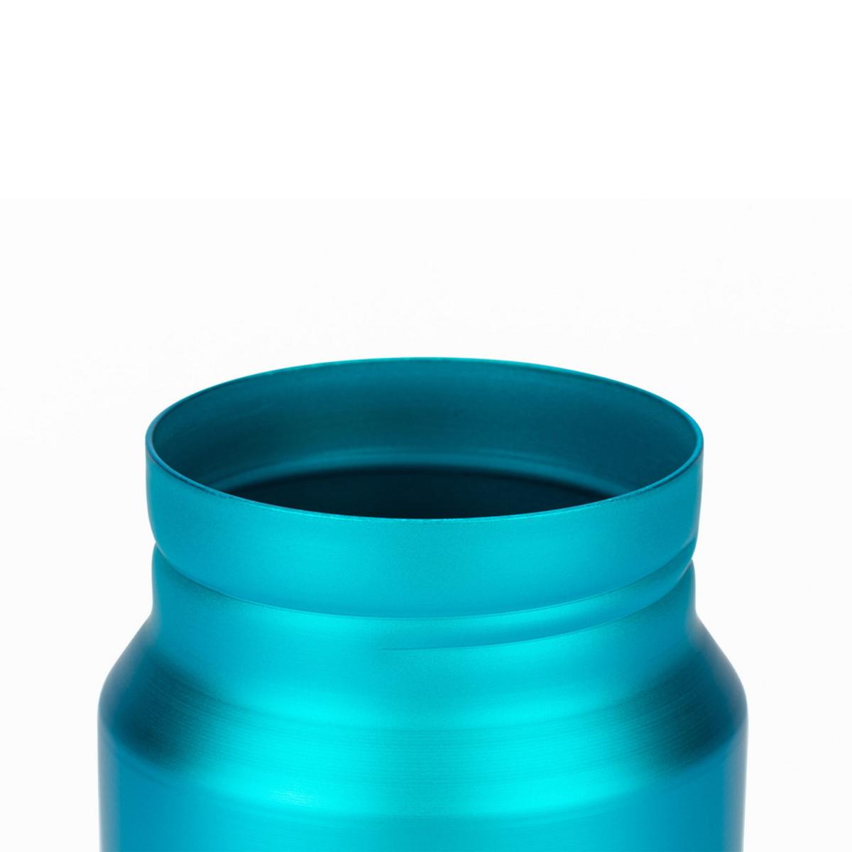 Snow Peak Recycled Titanium Aurora Bottle in 600 ML Snow Peak Recycled Titanium Aurora Bottle in 600 ML