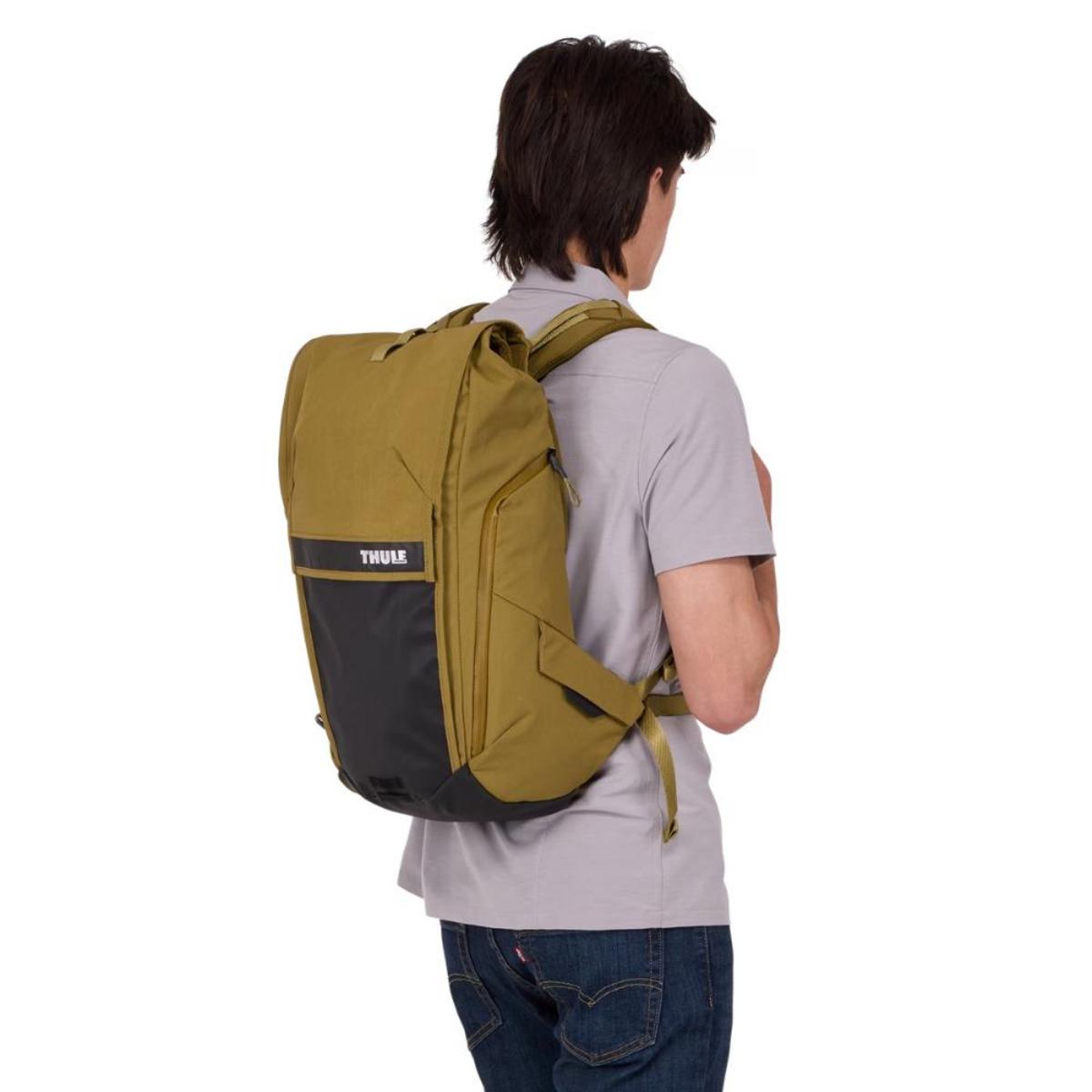 Thule Paramount Commute 20L Backpack Thule Paramount Commute 20L Backpack