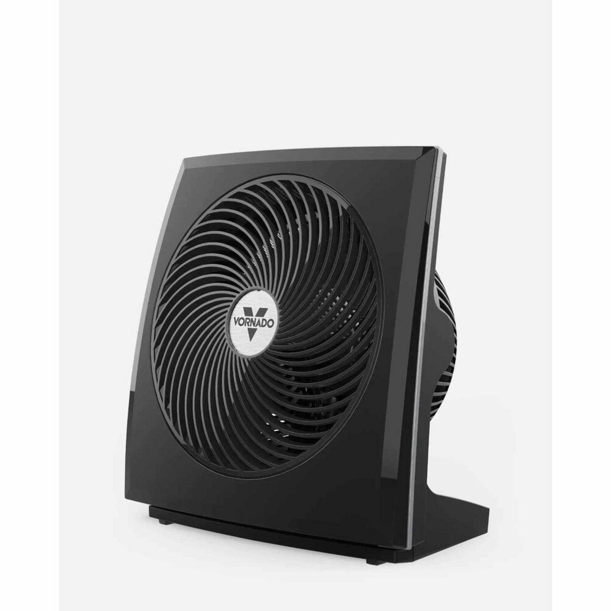 Vornado 673T Tilting Panel Whole Room Air Circulator - Black Vornado 673T Tilting Panel Whole Room Air Circulator - Black