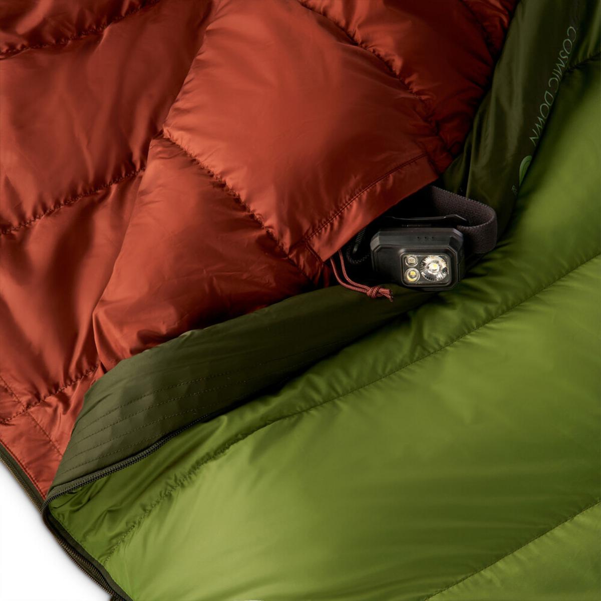 Kelty Cosmic 40 Deg 550 Down Sleeping Bag - Long Kelty Cosmic 40 Deg 550 Down Sleeping Bag - Long