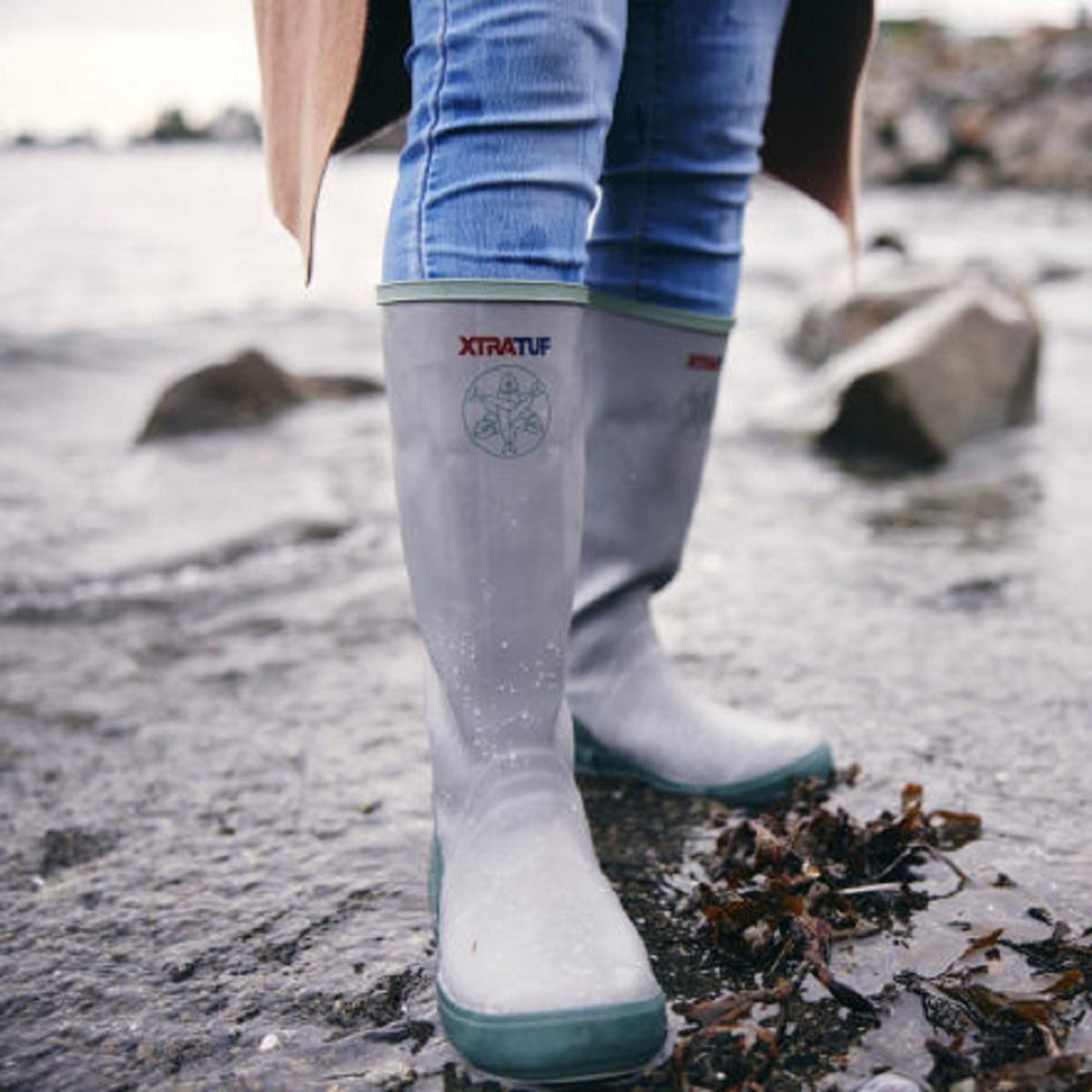 Xtratuf Women's 15 In Legacy Boots - Grey (Size 11) Xtratuf Women's 15 In Legacy Boots - Grey (Size 11)