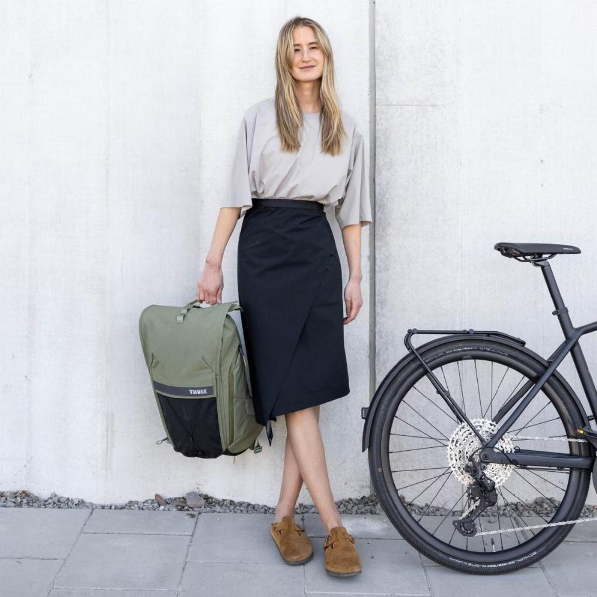 Thule Paramount Commute 20L Backpack Thule Paramount Commute 20L Backpack