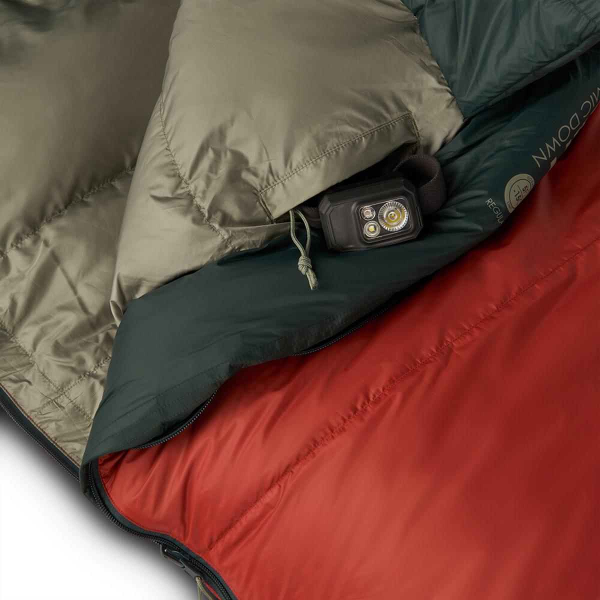 Kelty Cosmic 0 Deg 550 Down Sleeping Bag - Long Kelty Cosmic 0 Deg 550 Down Sleeping Bag - Long