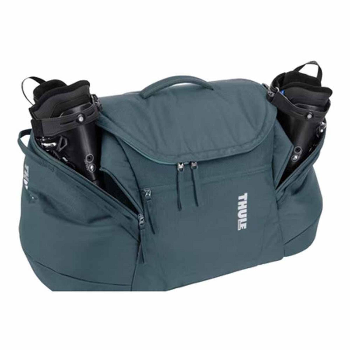 Thule RoundTrip Snowsport 90L Duffel Bag Thule RoundTrip Snowsport 90L Duffel Bag