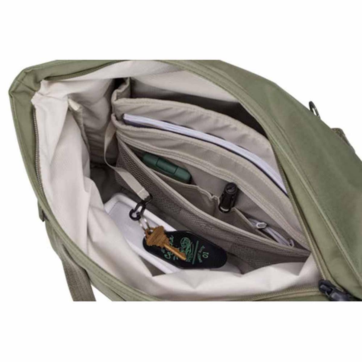 Thule Paramount 22L Tote Bag Thule Paramount 22L Tote Bag