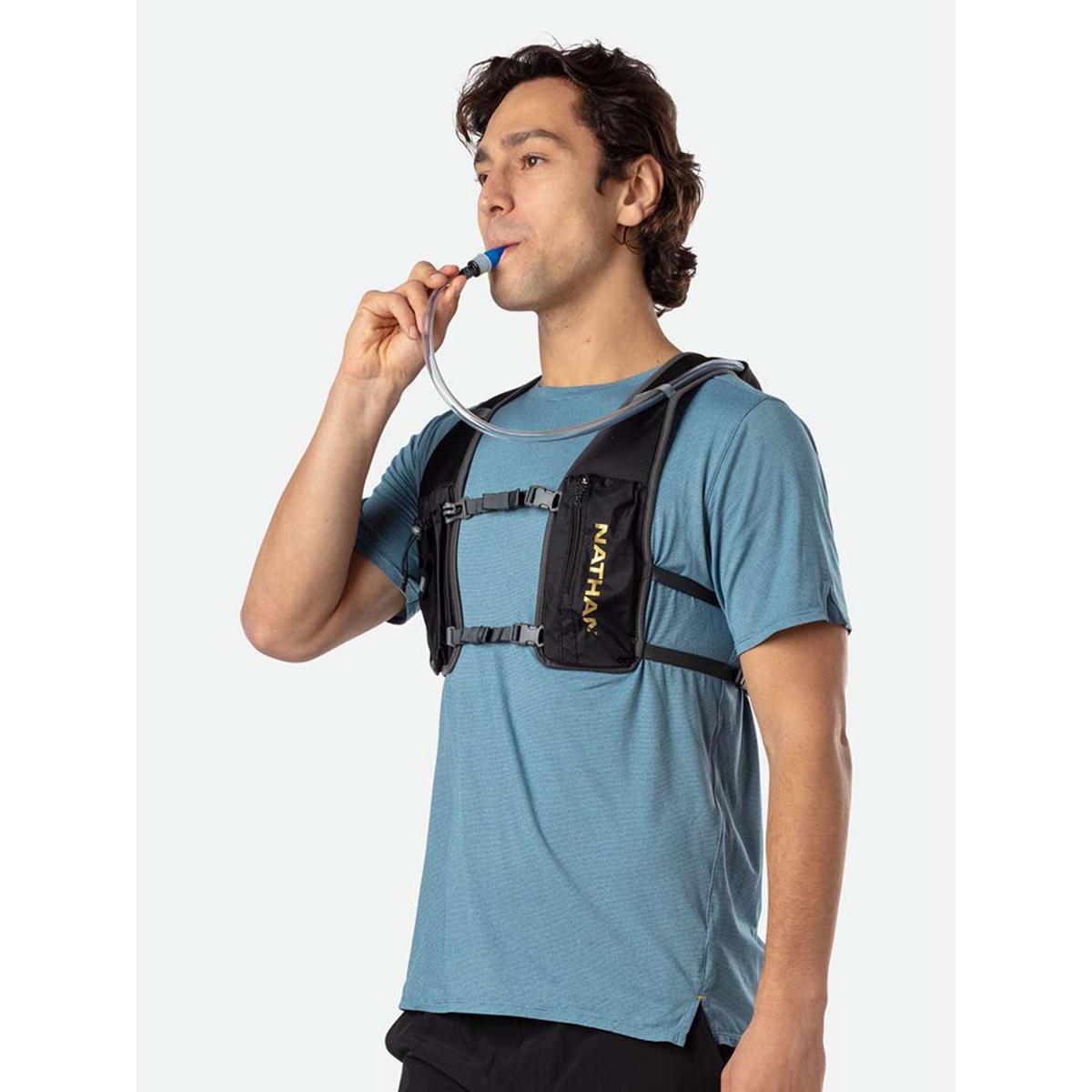 Nathan Unisex QuickStart 2.0 4 Liter Hydration Pack Nathan Unisex QuickStart 2.0 4 Liter Hydration Pack