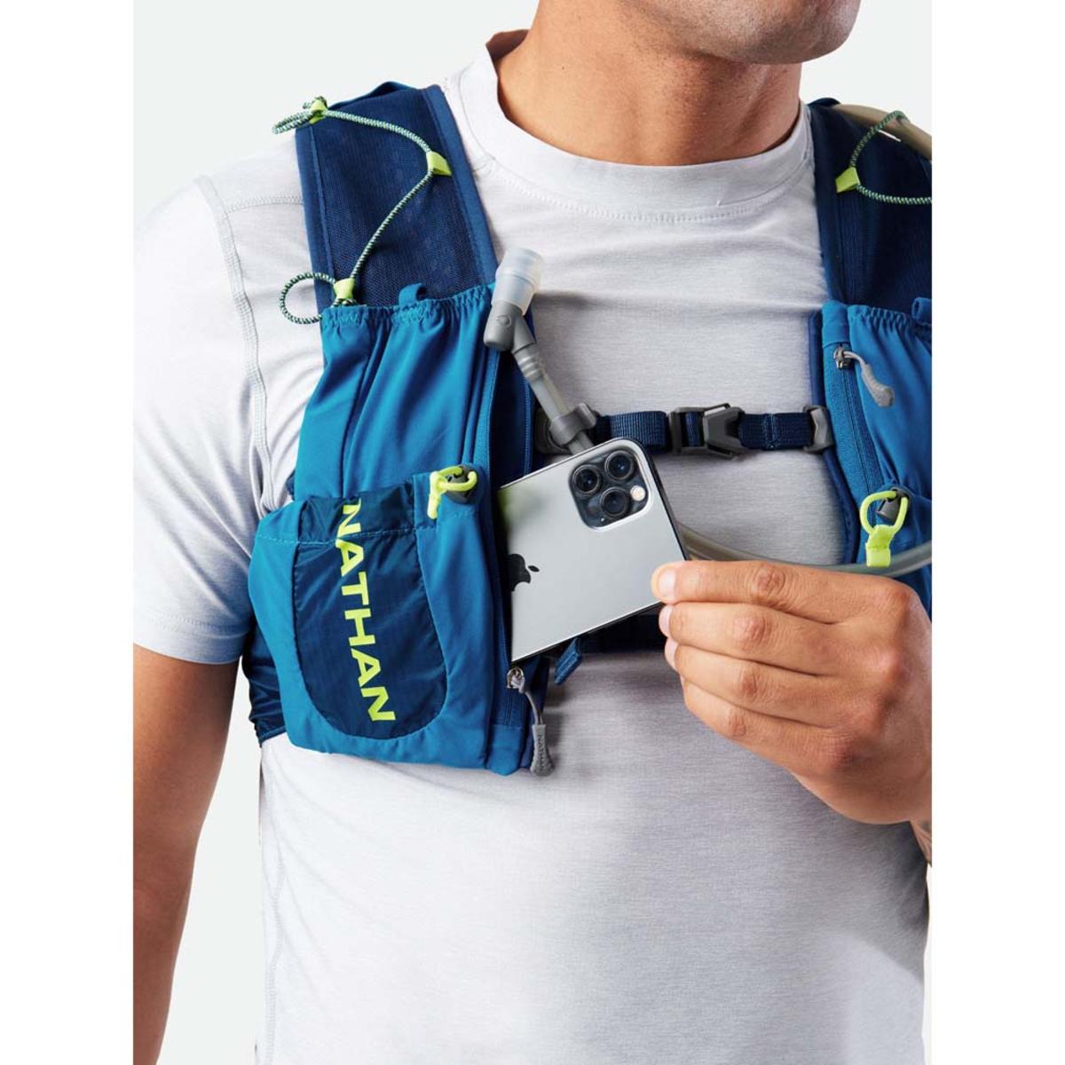 Nathan Vapor Air 3.0 7 Liter Hydration Vest Nathan Vapor Air 3.0 7 Liter Hydration Vest