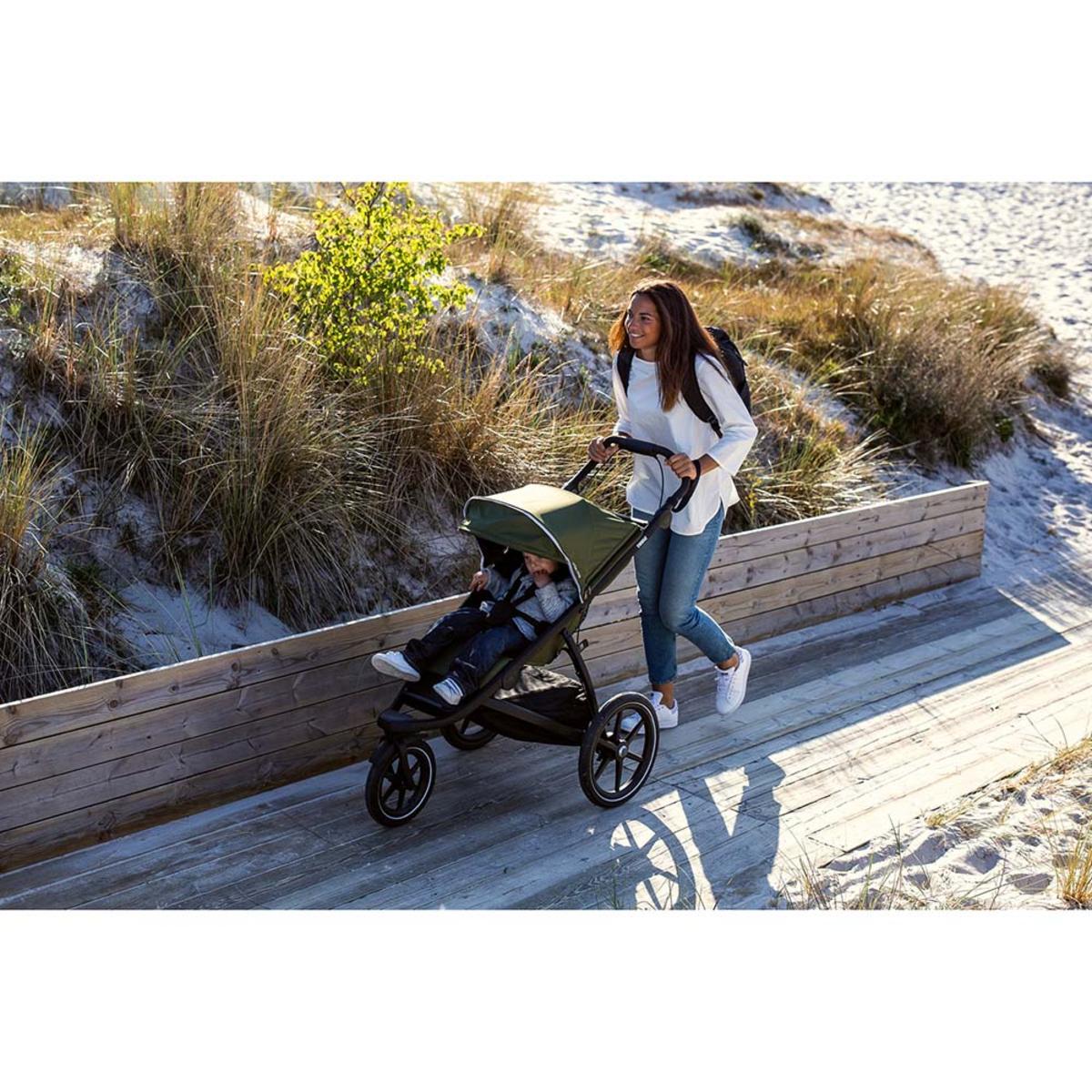 Thule Urban Glide 2 Stroller - Black/Cypress Green Thule Urban Glide 2 Stroller - Black/Cypress Green