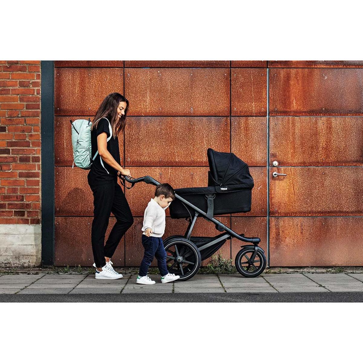 Thule Urban Glide 2 Stroller - Black-on-Black Thule Urban Glide 2 Stroller - Black-on-Black