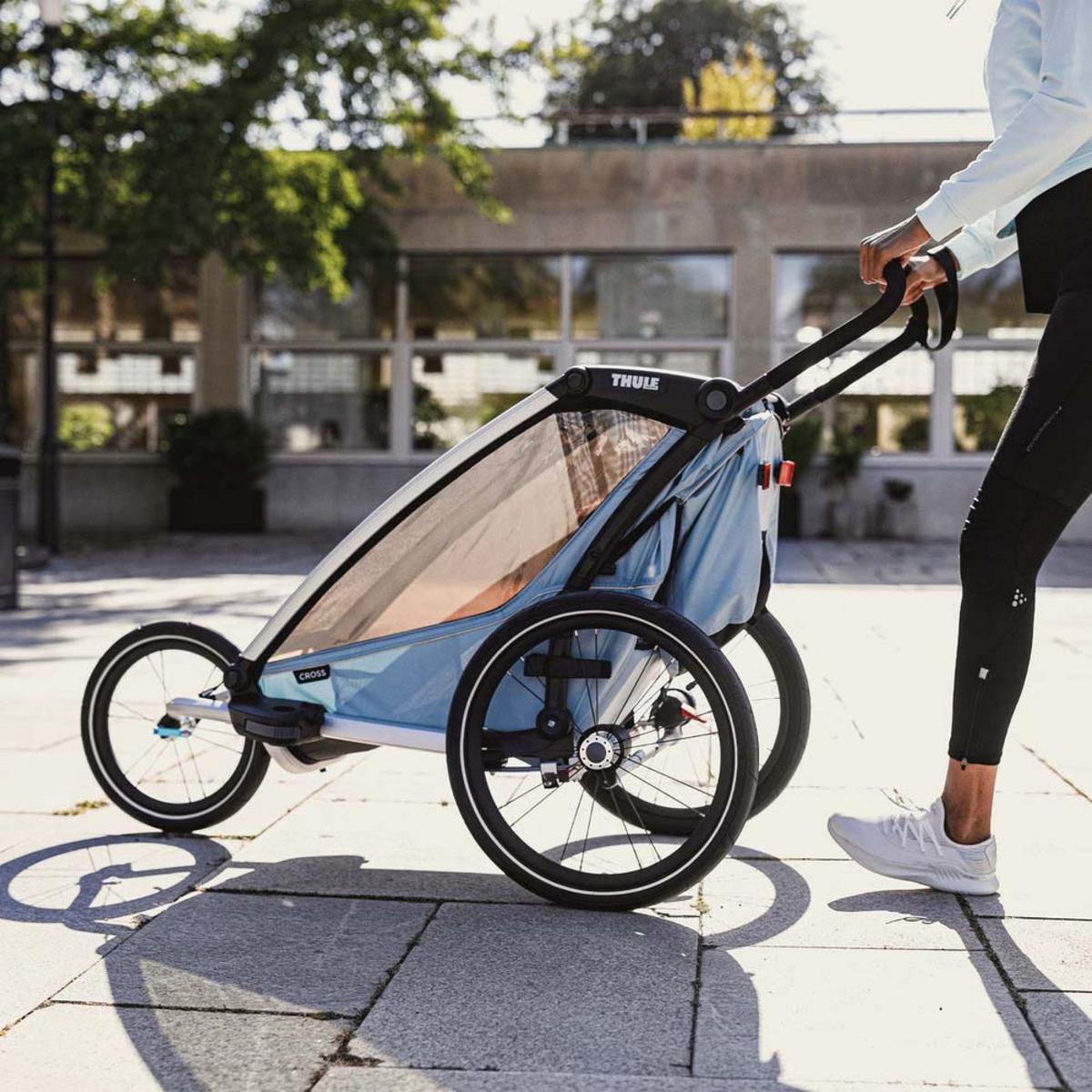 Thule Chariot Jogging Kit 1 - Lite/Cross - Aluminum/Black Thule Chariot Jogging Kit 1 - Lite/Cross - Aluminum/Black