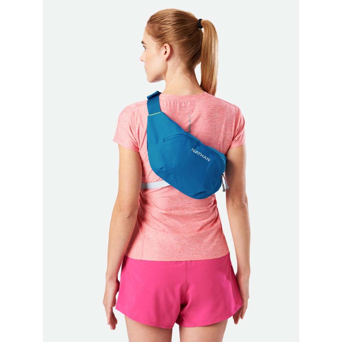 Nathan Limitless 2 Liter Run Sling Nathan Limitless 2 Liter Run Sling