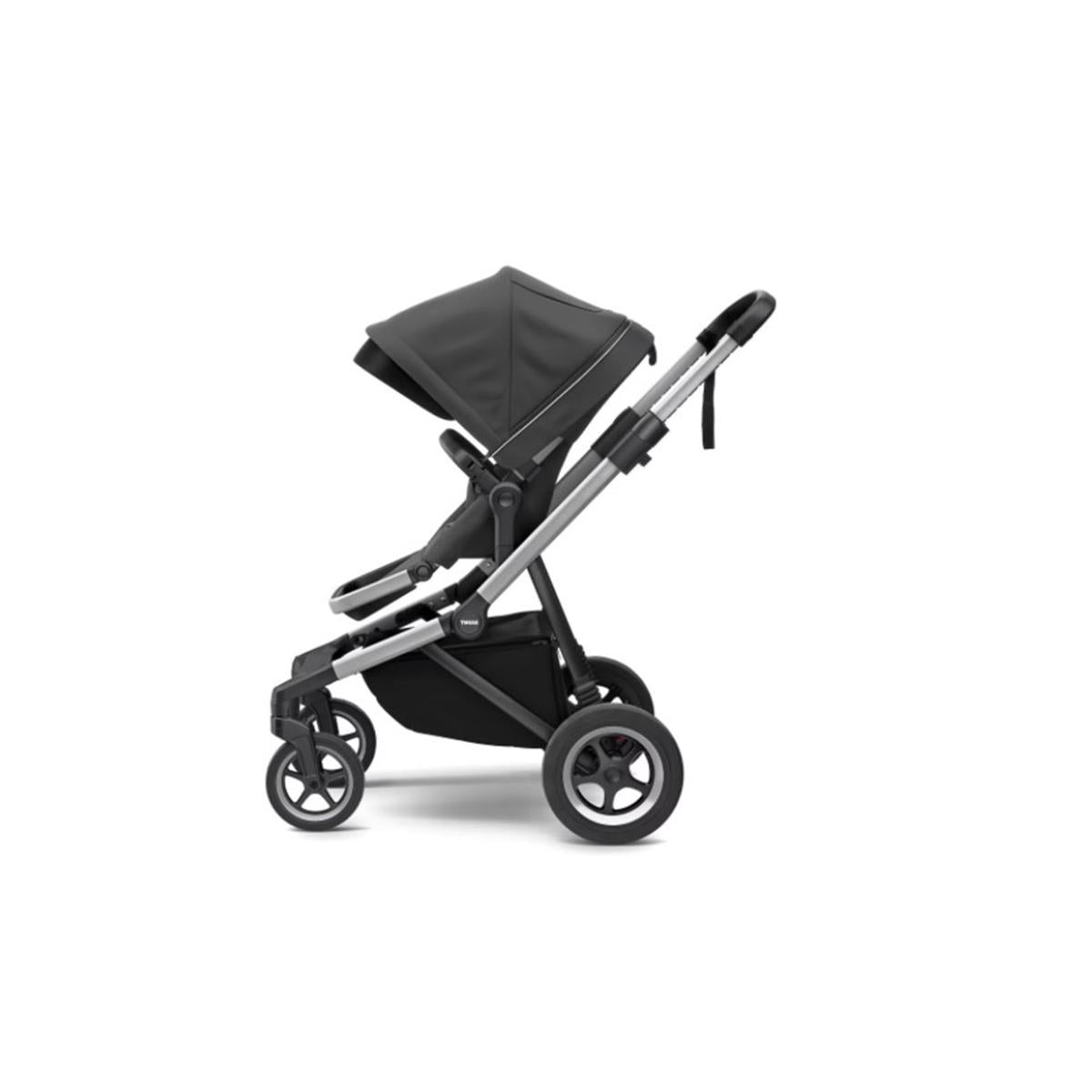 Thule Sleek City Stroller - Aluminum/Shadow Gray Thule Sleek City Stroller - Aluminum/Shadow Gray