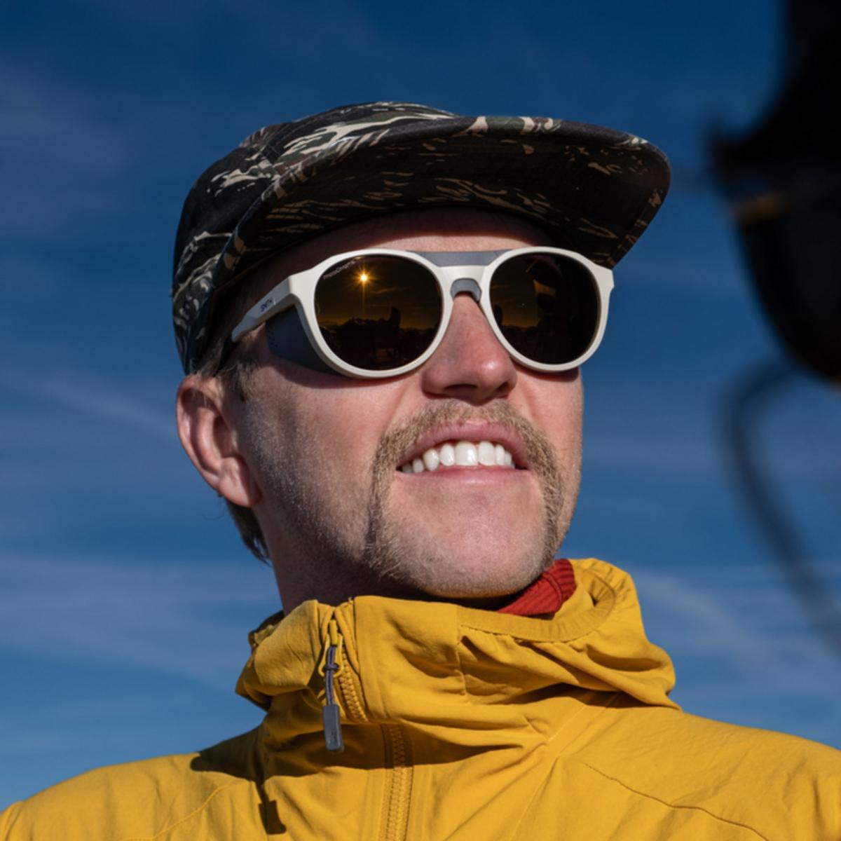 Smith Optics Venture Sunglasses ChromaPop Glacier Photochromic Copper Gold Mirror - Matte Bone Frame Smith Optics Venture Sunglasses ChromaPop Glacier Photochromic Copper Gold Mirror - Matte Bone Frame