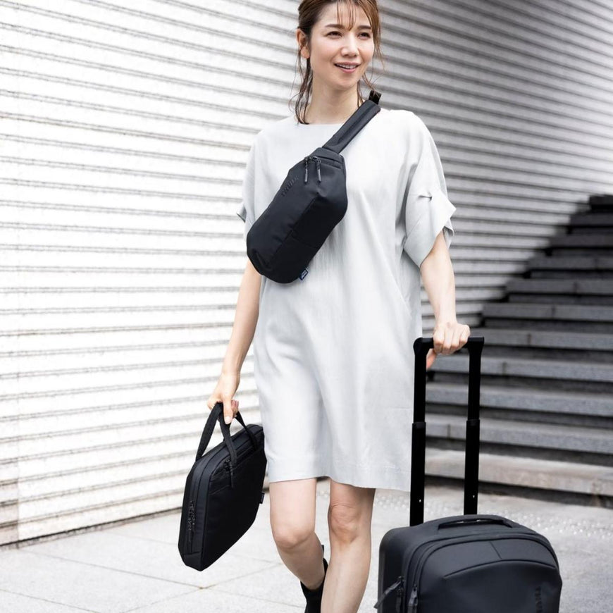 Thule Subterra 2 16 Inch laptop and Tablet Attache - Black