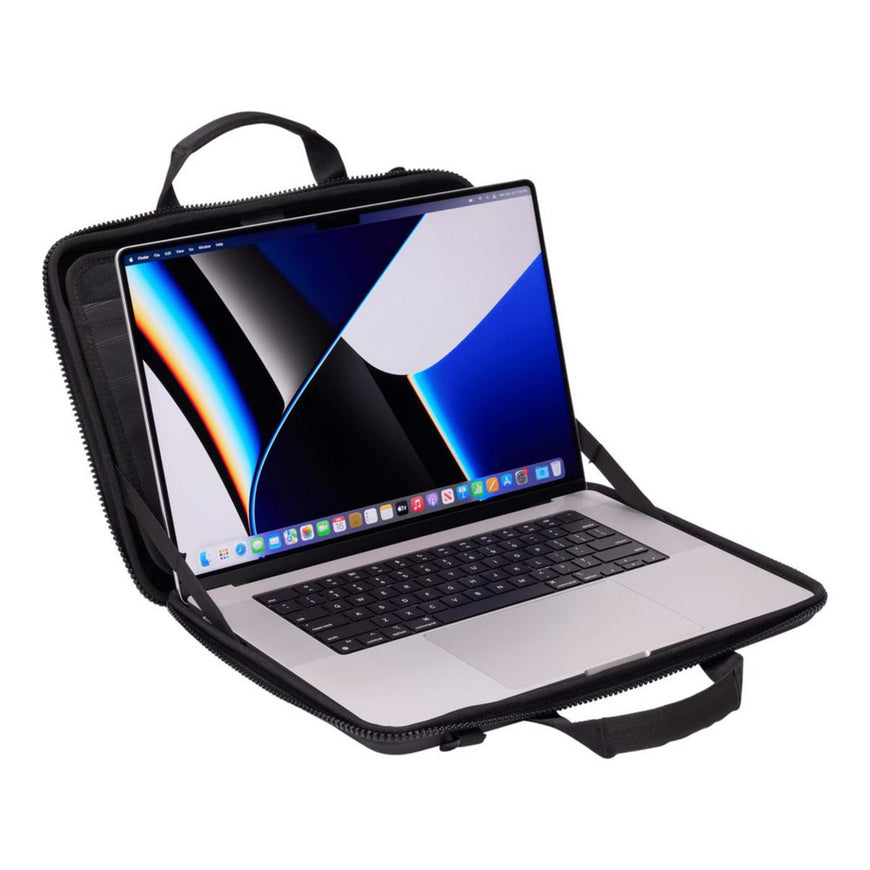 Thule Gauntlet MacBook Pro 16