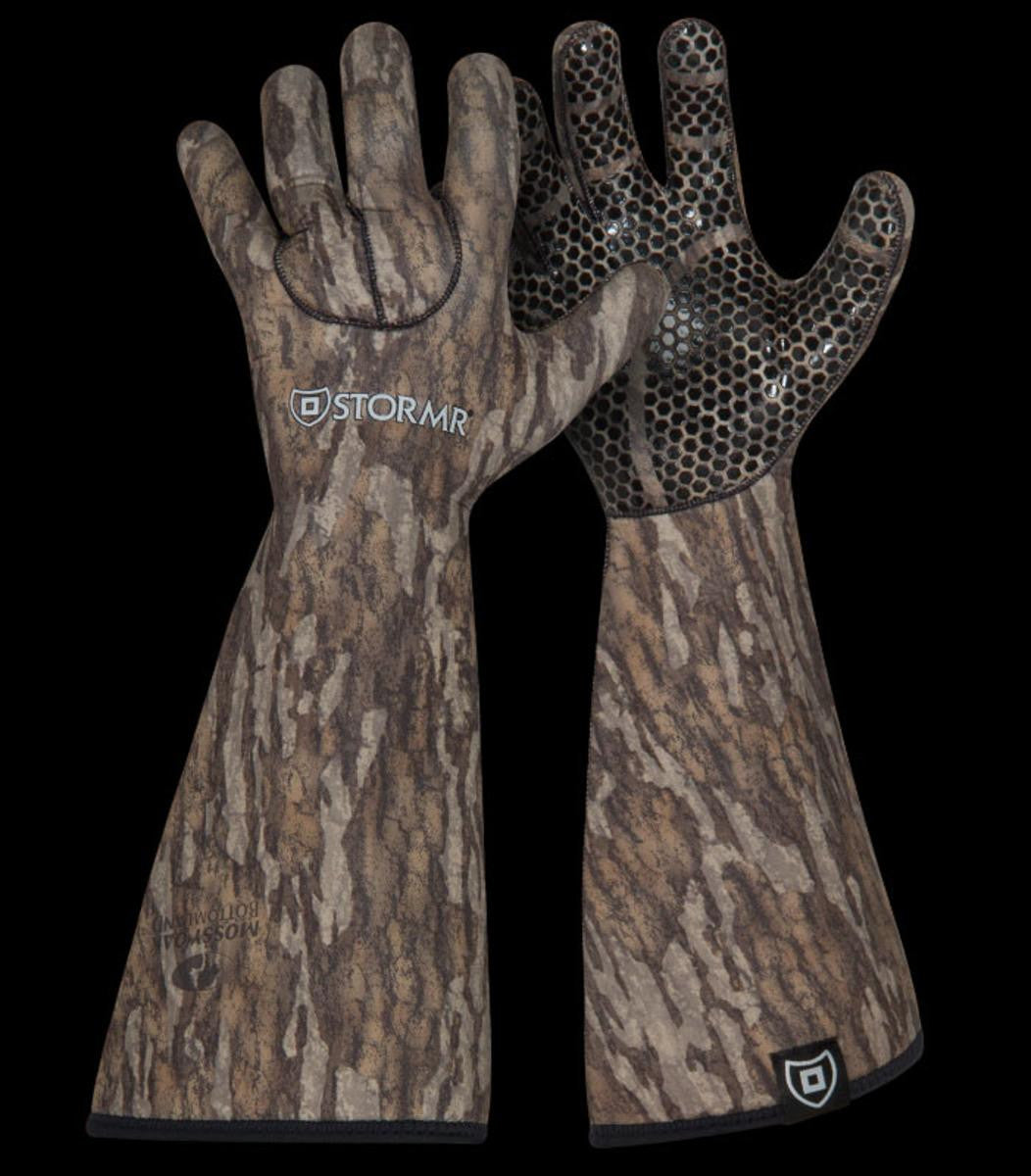 Stormr Stealth Gauntlet Glove - Mossy Oak Bottomland